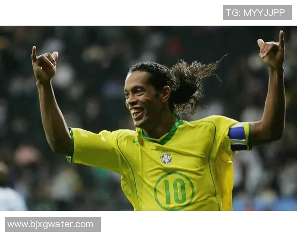 多位足球巨星同框壁纸精选 展现不凡球技与风采